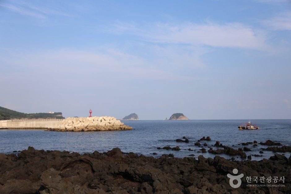 thumbnail-법환포구-9