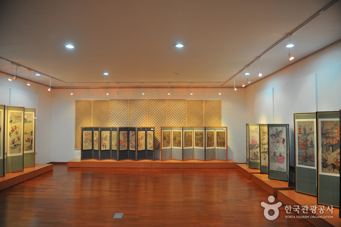 朝鲜民画博物馆(조선민화박물관)