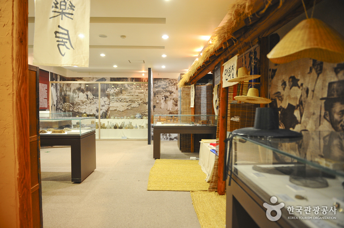 Anseong Machum Museum (안성맞춤박물관)