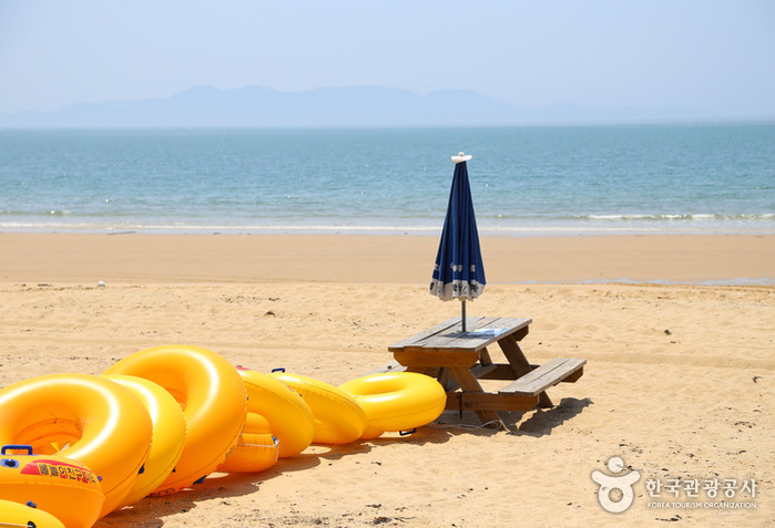 Playa Sinji Myeongsasimni (신지명사십리해수욕장)