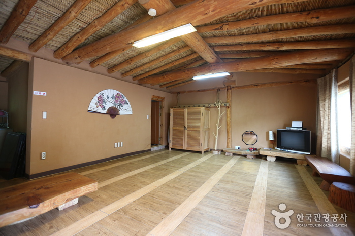 진동너와촌 해마루펜션0