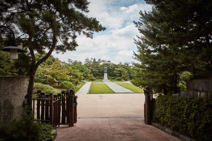 Jeoldusan Martyrs' Shrine (절두산순교성지)8