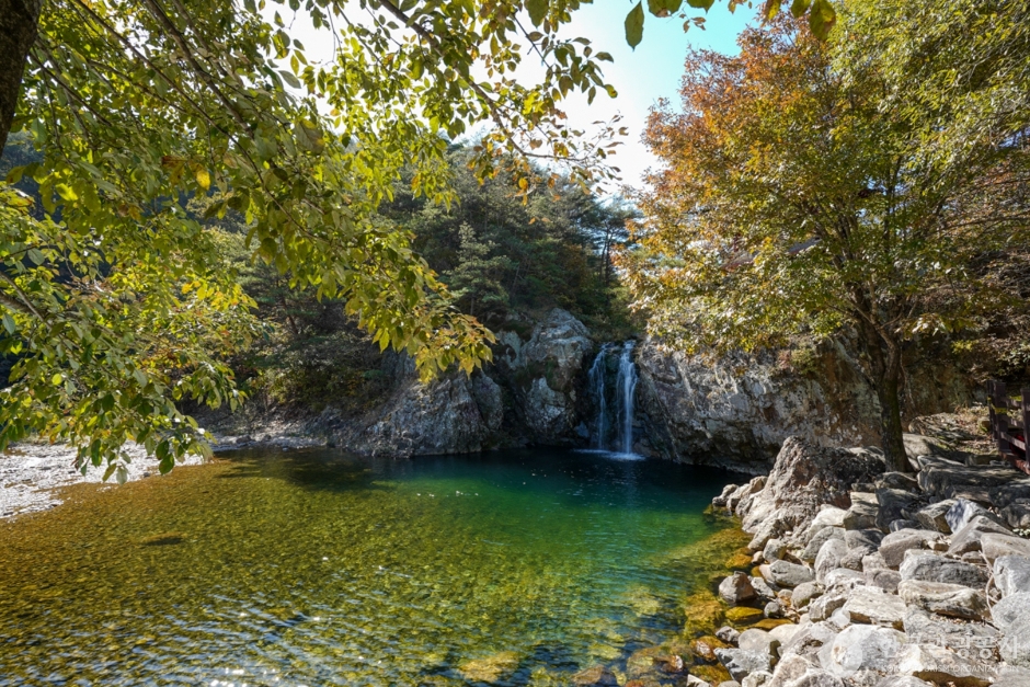 Janggakpokpo Falls (장각폭포)