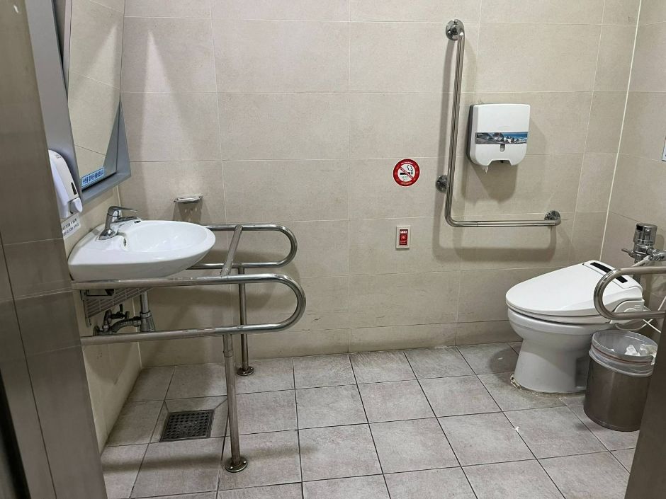 thumbnail-망원유수지체육공원-20