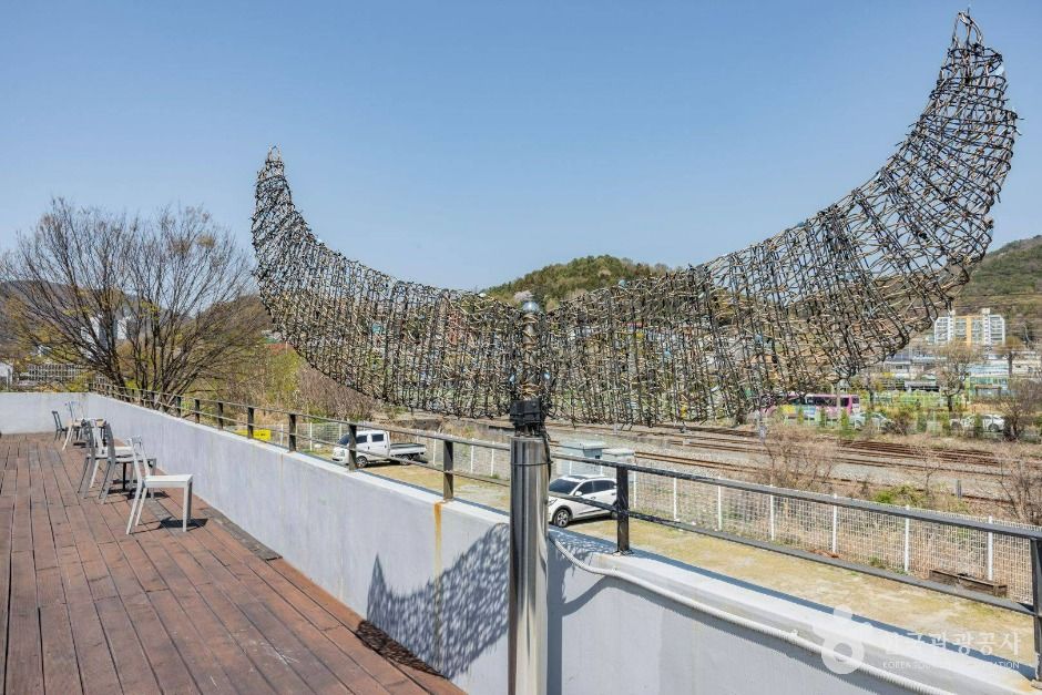 thumbnail-청춘창고-14