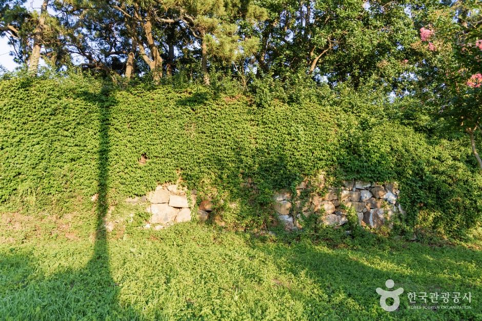 강진마도진만호성지