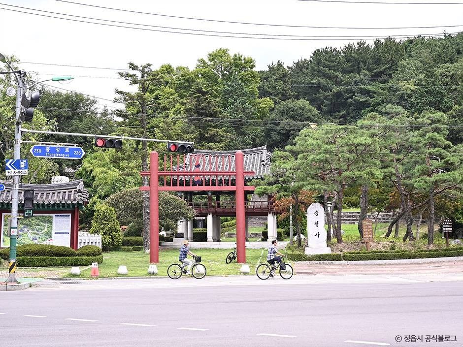 thumbnail-충렬사(정읍)-23