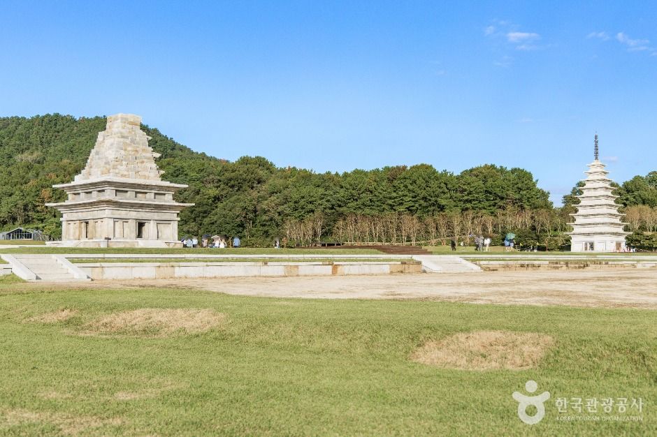 미륵사지 석등하대석