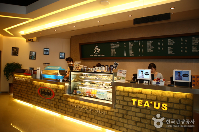 Café TEA’US Myeongdong 1st Branch