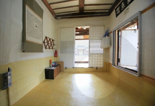 Nongam House (Head Household of the Nongam Descendants) (농암종택)
