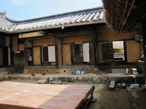 Hajungjae Lodging (Andong Hahoe Village) (하중재민박)