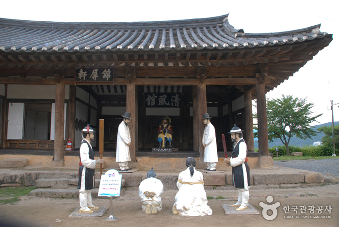 Cheongpung Cultural Heritage Complex (Cheongpung Cultural Heritage Complex)(청풍문화재단지)