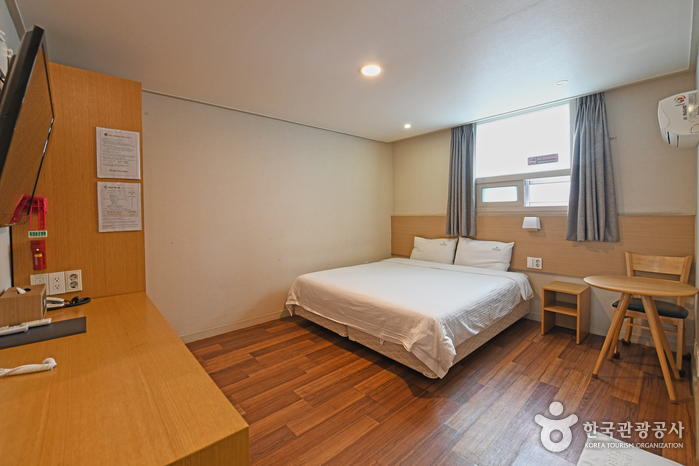 품질인증_부산_해운대비즈니스호텔S_킹더블1