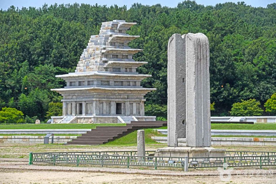 익산 미륵사지 당간지주