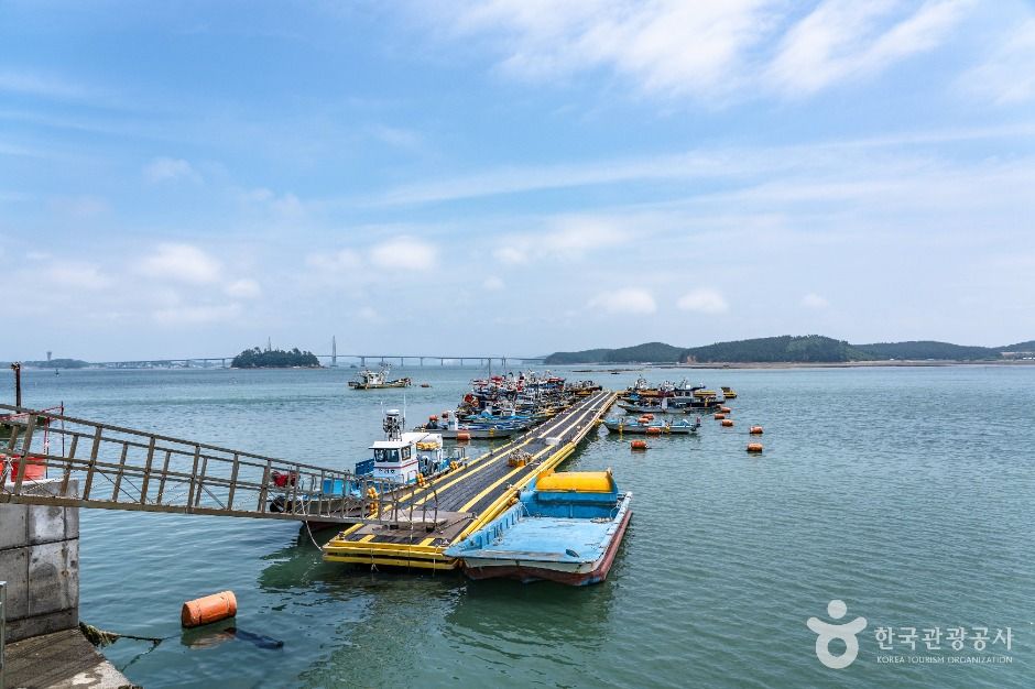 초전항