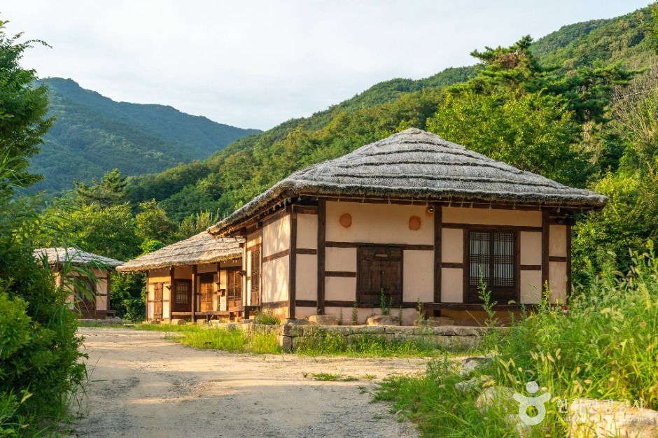 thumbnail-무쇠달마을-7