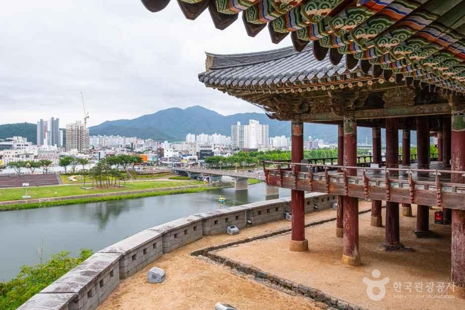 thumbnail-밀양 영남루-14