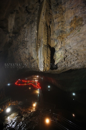 Hwanseongul Cave (환선굴(대이리군립공원))