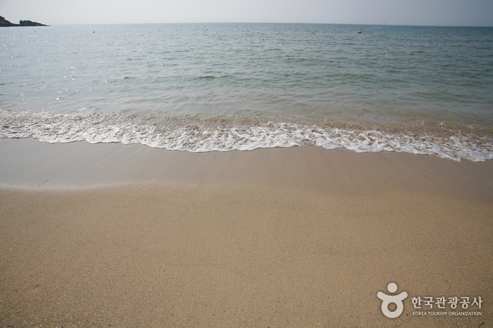 Songjeong Beach (송정해수욕장)