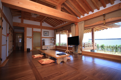 O Dong Jae - Traditional Korean Hotel (한옥호텔 오동재)