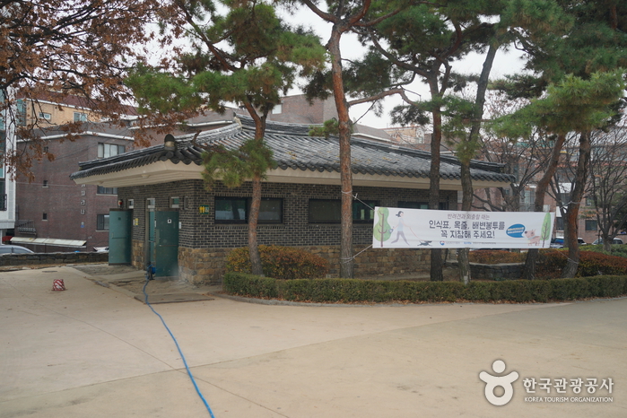 thumbnail-Seoul Seokchon-dong Ancient Tombs (서울 석촌동 고분군)-29