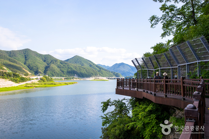 丹陽江 桟道（단양강 잔도）