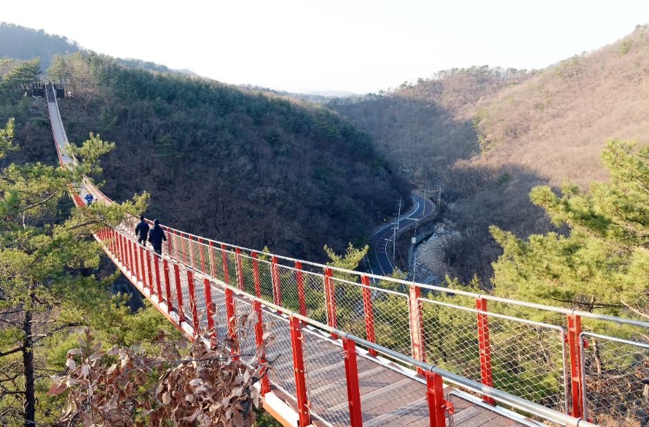 감악산 출렁다리