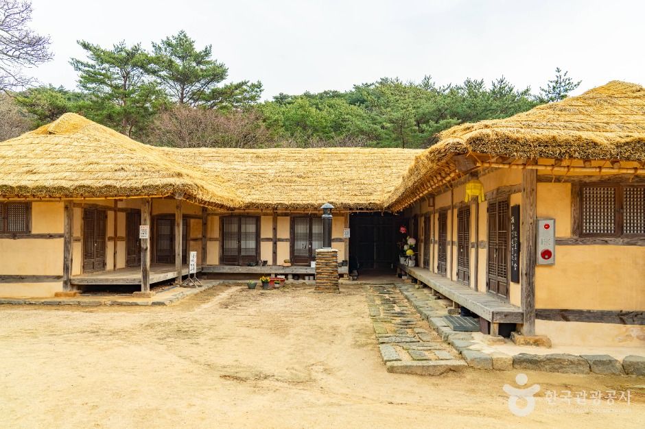 이응로선생사적지(수덕여관)