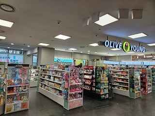 [事後免税店] Olive Young・ホームプラスプクスウォン（北水原）店(올리브영 홈플러스북수원점)