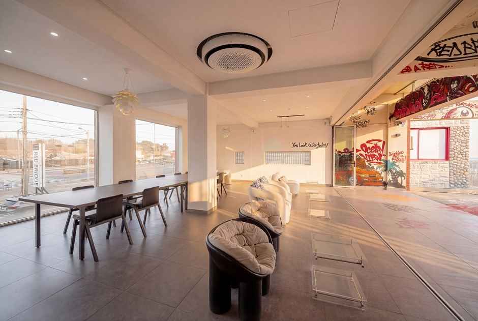 thumbnail-레드브리끄-8