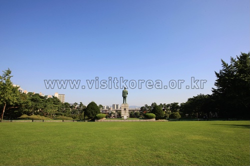 서울 고려대학교 본관9