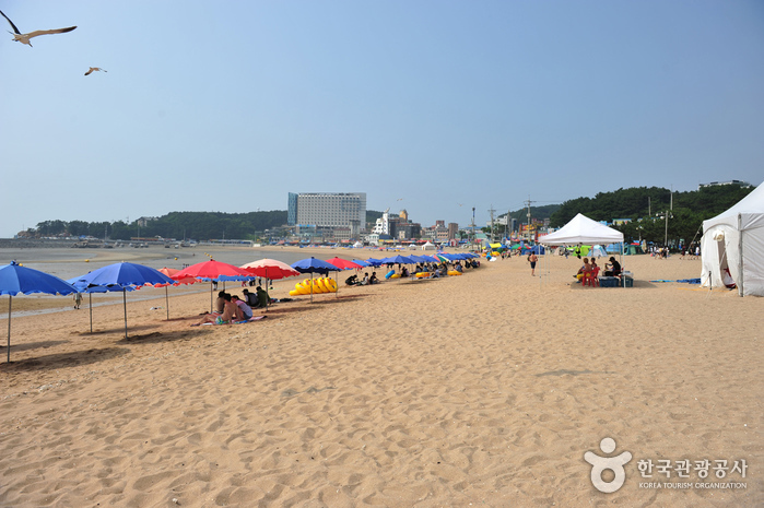 乙旺里海水浴场(을왕리해수욕장)