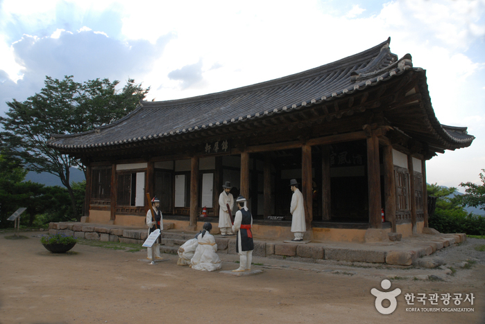 Cheongpung Cultural Heritage Complex (Cheongpung Cultural Heritage Complex)(청풍문화재단지)