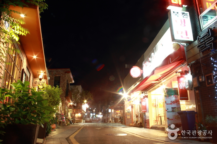 Le quartier Samcheong-dong (삼청동길)