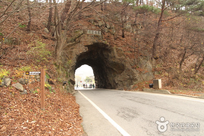 Rajetongmun Gate (라제통문)