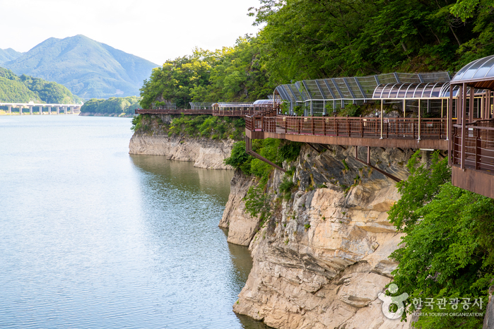 Route Jando à Danyang (단양강 잔도)