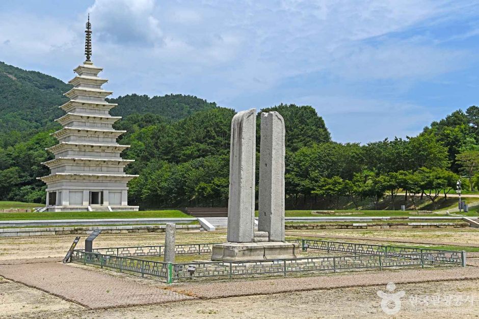 익산 미륵사지 당간지주