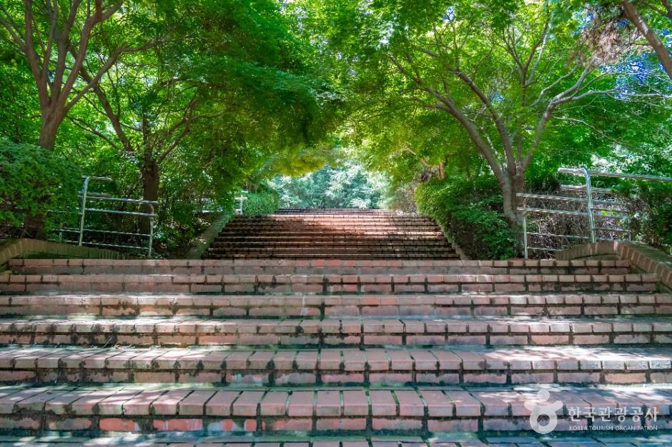 thumbnail-하길체육공원-5