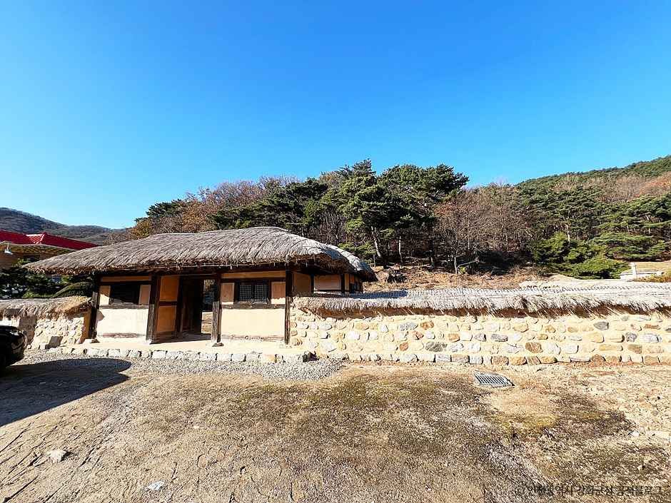 thumbnail-이건창 생가-1