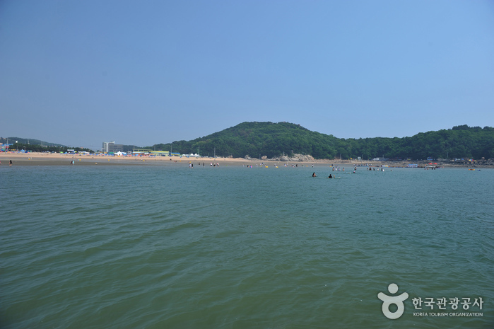 乙旺里海水浴场(을왕리해수욕장)