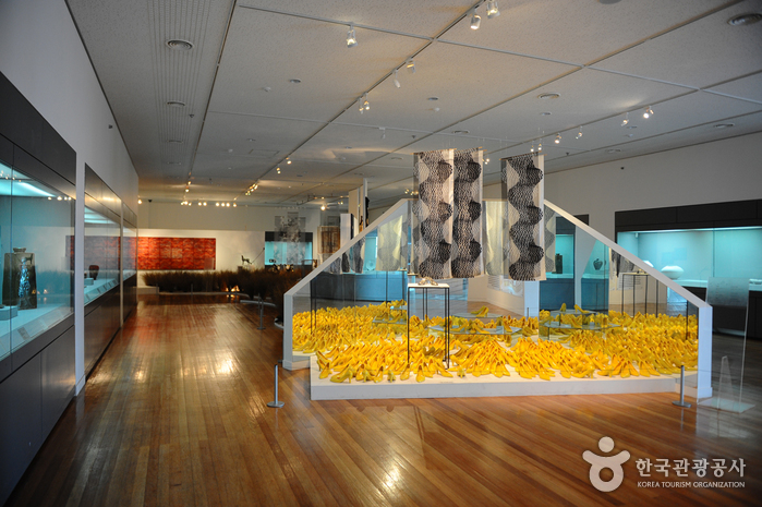 Cerapia (Icheon World Ceramic Center) (이천 세계도자센터-세라피아)