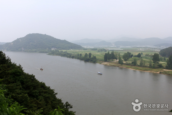 thumbnail-Baegmagang River (백마강)-0