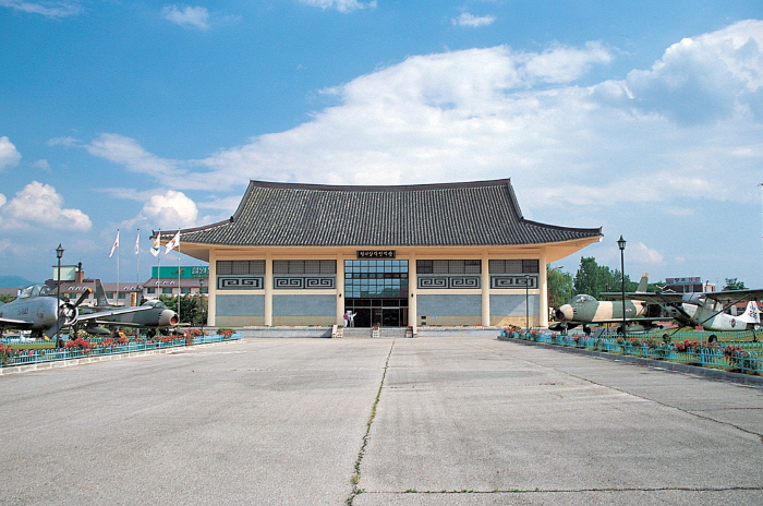 鉄原観光情報センター（철원관광정보센터）