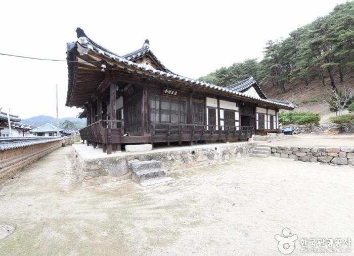 Nosongjeong Head House [Korea Quality] / 노송정종택(퇴계생가) [한국관광 품질인증]