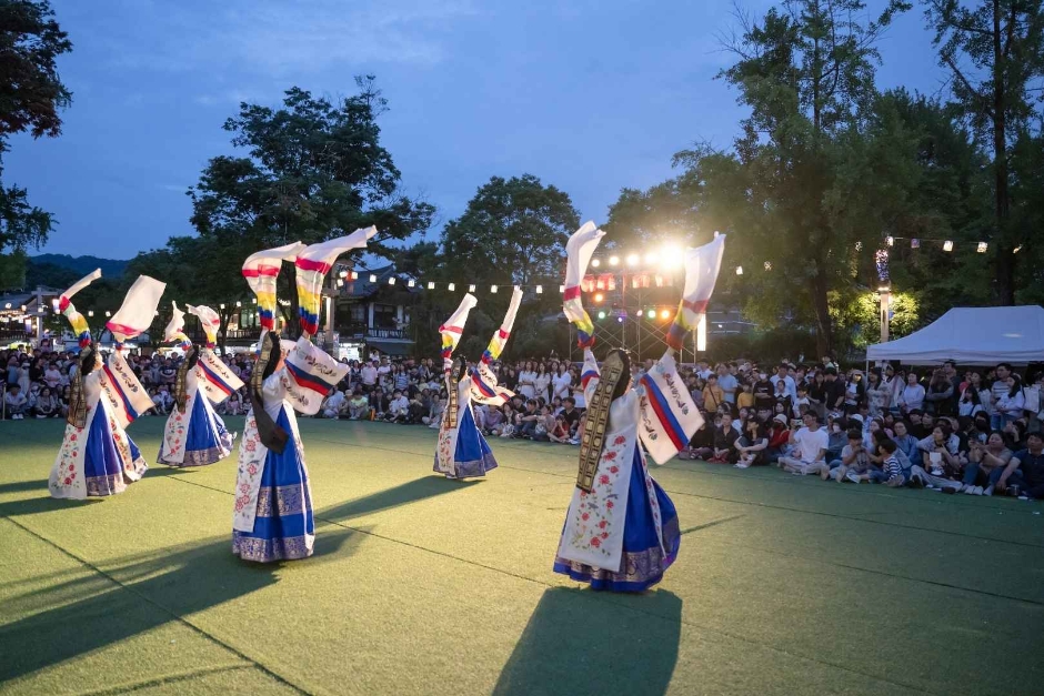 Paseo Cultural Nocturno de Jeonju (전주문화유산야행)