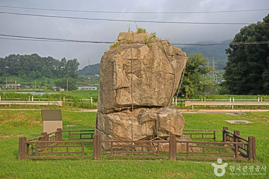 제천 입석리 선돌