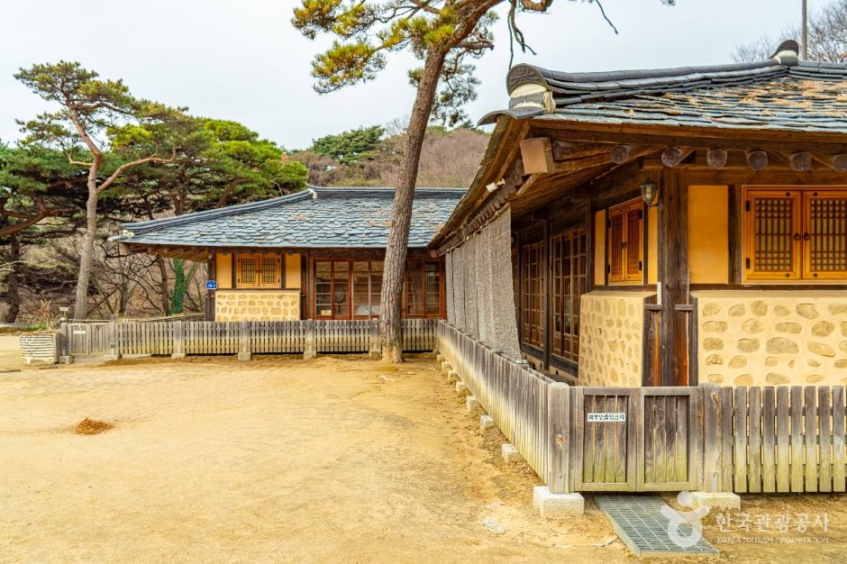 이응로선생사적지(수덕여관)