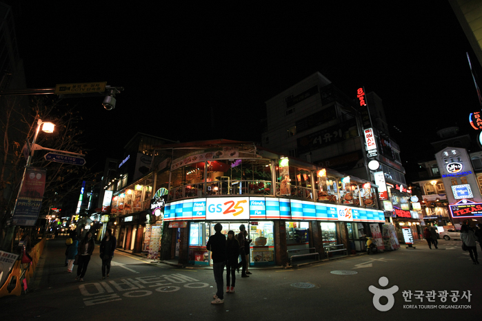 Quartier Daehangno (Quartier Universitaire) (대학로)