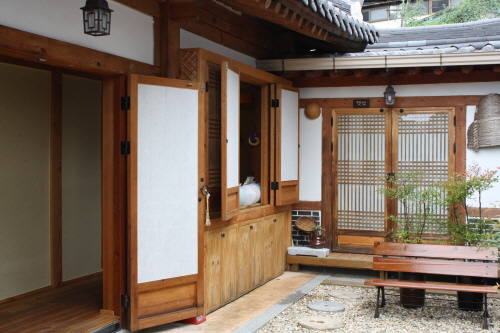 Han Bit (한국의 빛)