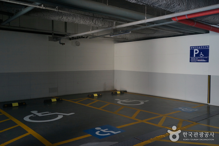 이봉창의사동상5